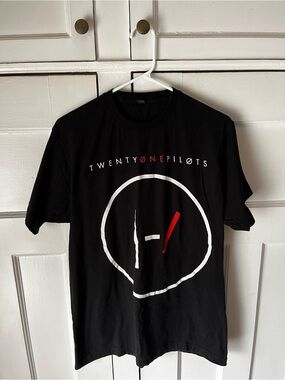 Twenty One Pilots Graphic Tee with White and Red Logo - Men’s Size L
